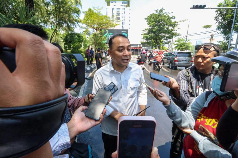 SEBESAR RP2,5 M APBD SURABAYA, AKAN DIGUNAKAN UNTUK PERBAIKAN FASUM PASCA AKSI MASSA