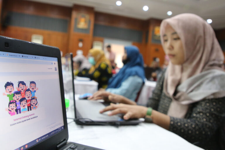WUJUDKAN KOTA LAYAK ANAK: PEMKOT SURABAYA KEBANGGAAN SITALAS SEBAGAI WADAH EKSPRESI DAN PARTISIPASI ANAK