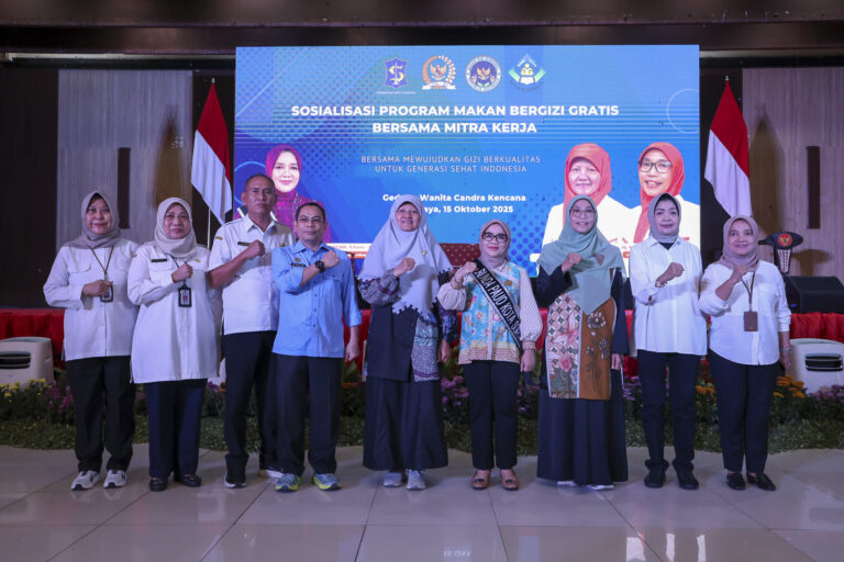 GENERASI SEHAT DAN BERKARAKTER JADI TUJUAN PROGRAM MAKANAN BERGIZI GRATIS DI SURABAYA