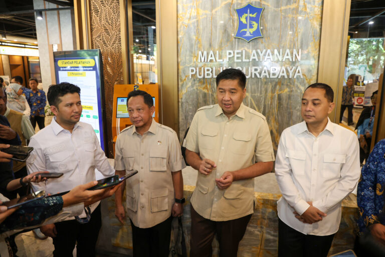 MENTERI PKP: PELAYANAN PBG DI SURABAYA PALING CEPAT DI INDONESIA, BERKAT KERJA SAMA YABG BAIK