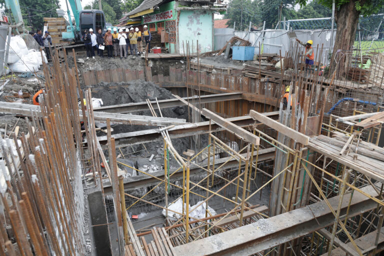 Genangan Menyusut, Pemkot Surabaya Tambah 5 Rumah Pompa dan Perbesar Drainase