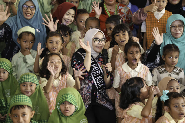 Pemkot Surabaya Targetkan Verifikasi Data Beasiswa PAUD-TK Tuntas Akhir Februari 2026