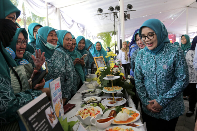 Pasokan Protein Aman, Pemkot Surabaya Ajak Warga Pilih Ikan sebagai Menu Sehat Ramadan 2026