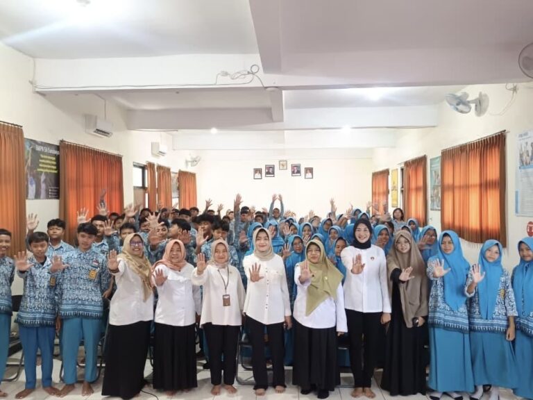 Pemkot Surabaya Gelar Program DASH di 1.213 Sekolah untuk Cegah Kenakalan Remaja hingga Bullying