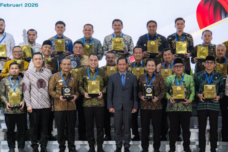 Surabaya Raih Predikat Kota Terbaik Pertama dalam Pengelolaan Sampah se-Indonesia Tahun 2025
