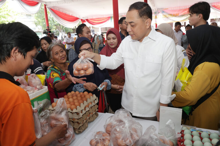 Jelang Lebaran, Pemkot Surabaya Gelar GPM dan Pasar Murah Serentak di 31 Kecamatan