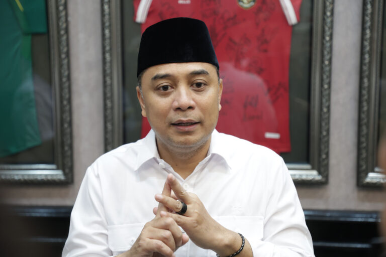 Timur Tengah Bergejolak, Wali Kota Eri Minta Warga Surabaya Tunda Perjalanan ke Luar Negeri