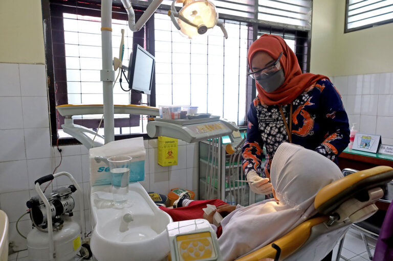 Hari Pertama Masuk Kerja, Pemkot Surabaya Pastikan Pelayanan Publik Berjalan 100 Persen