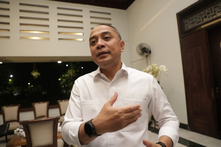 Wali Kota Eri Ajak Jagal Bersinergi di RPH Tambak Osowilangun, Buka Peluang Tenaga Baru