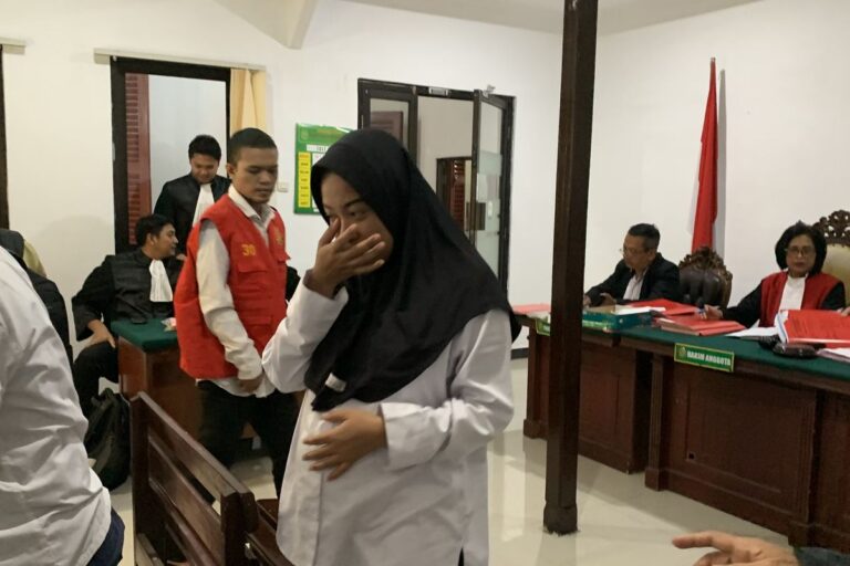 Hamil 7 Bulan, Perempuan di Surabaya Didakwa Edarkan Sabu, 17 Paket Disembunyikan dalam Kotak Skincare