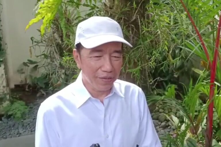Jokowi Siap Hadiri Sidang Dugaan Pencemaran Nama Baik, Bakal Bawa Seluruh Ijazah sebagai Bukti