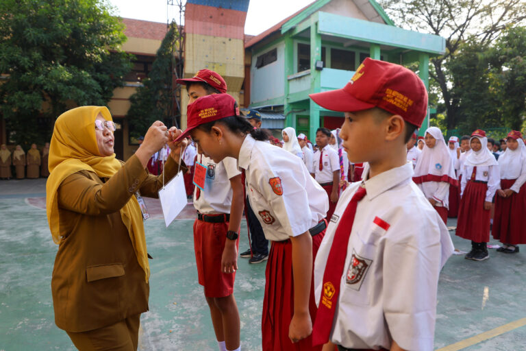 Dispendik Surabaya Jamin MPLS SD-SMP Bebas Perpeloncoan, Orang Tua Tak Perlu Khawatir
