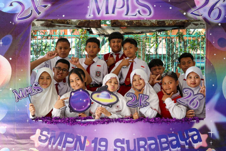 Lewat Simulasi Harta Karun dan Senam Ceria, MPLS di Surabaya Dibuat Seru dan Menyenangkan